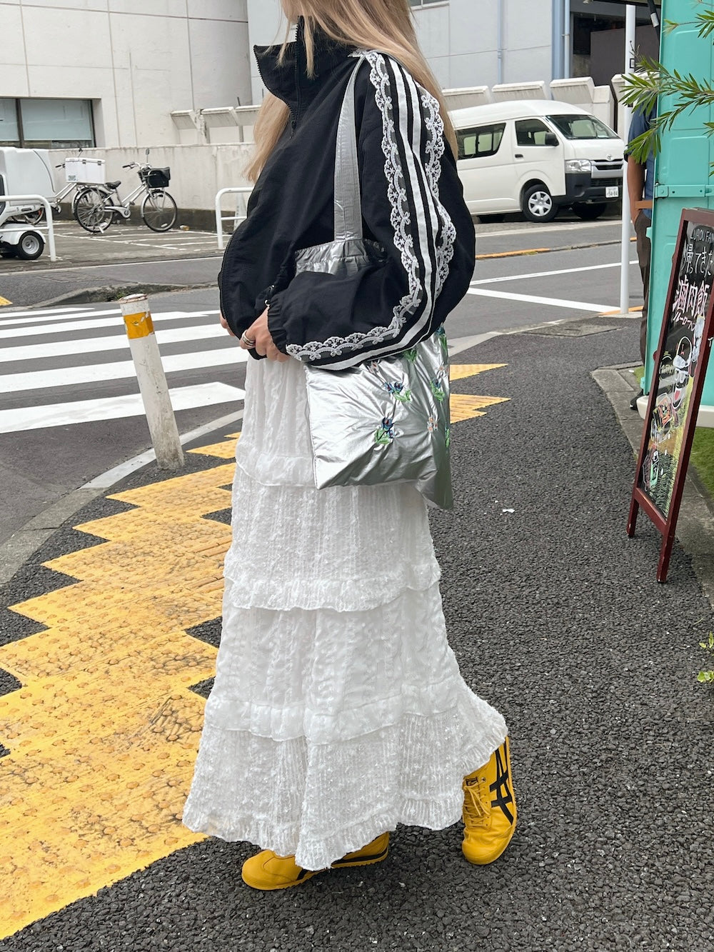 <SL2243632> shining lace tiered skirt