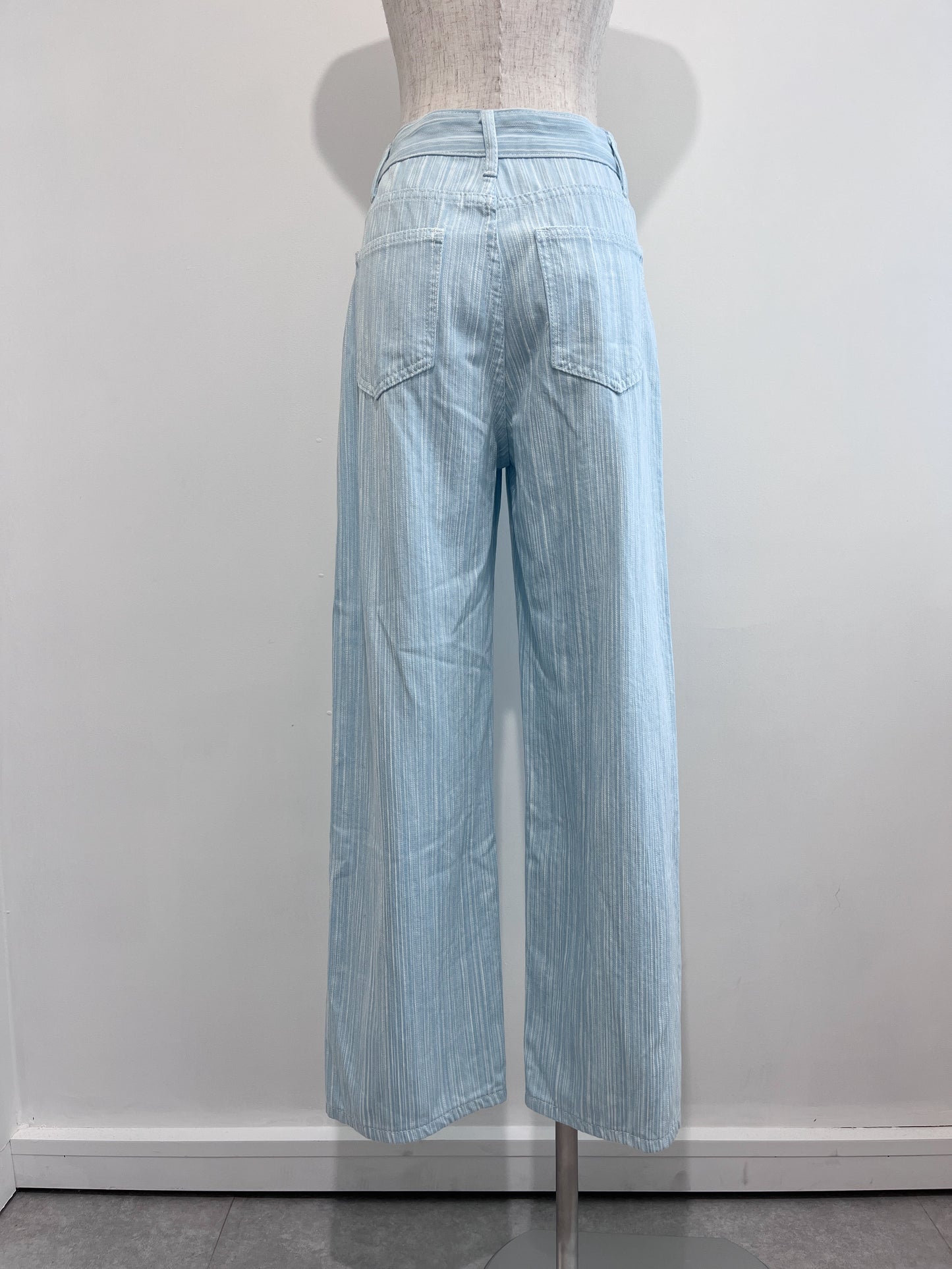 <SL2242648> stripe color pants