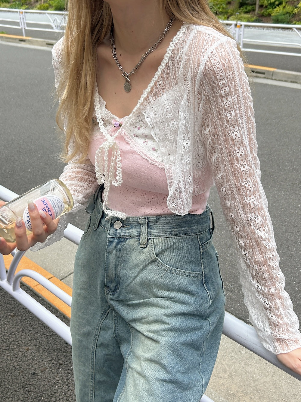 <SL2242607> 針抜きフラワーキャミソール
