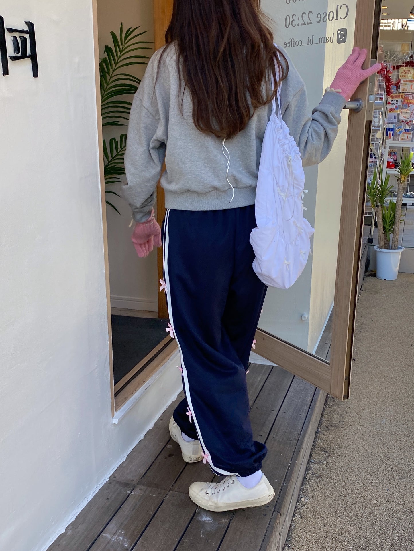 1,000円オフ!<SL2234611> lettering middleスウェット