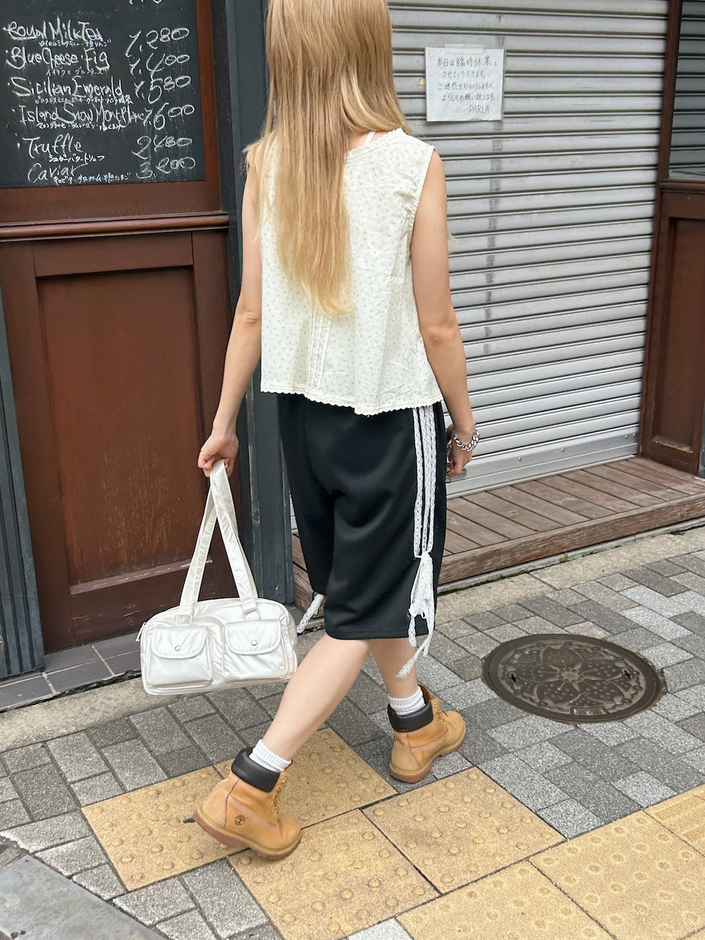 <SL2242608> サイドレースリボンハーフパンツ