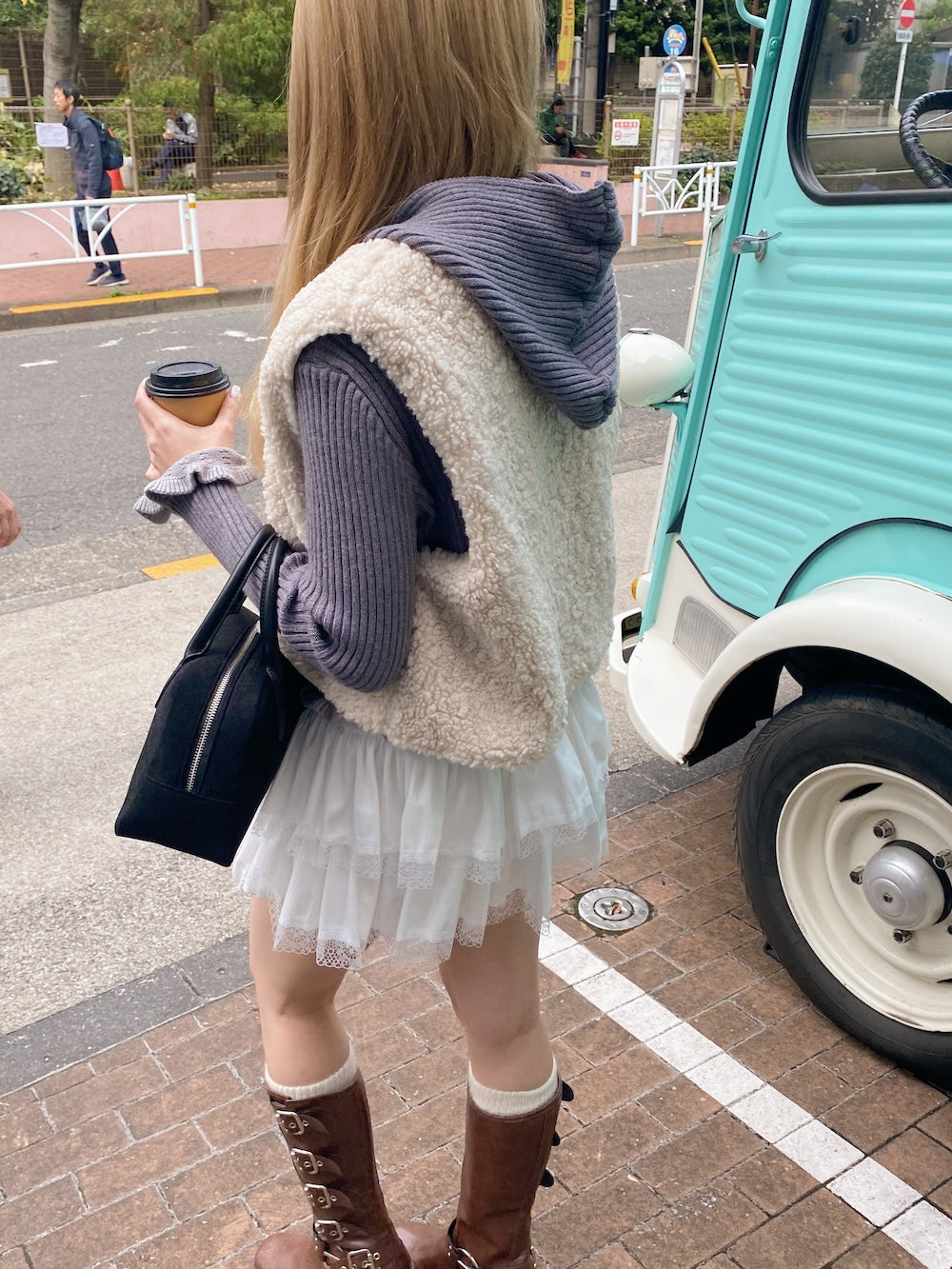 <SL2244635> フリルヘムレディライクフーディーカーディガン