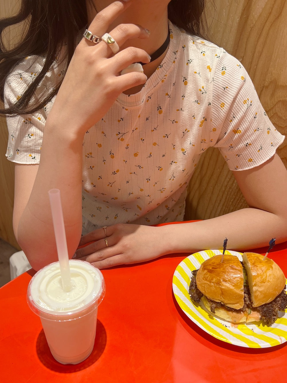<SL2241627> flower thermal tee