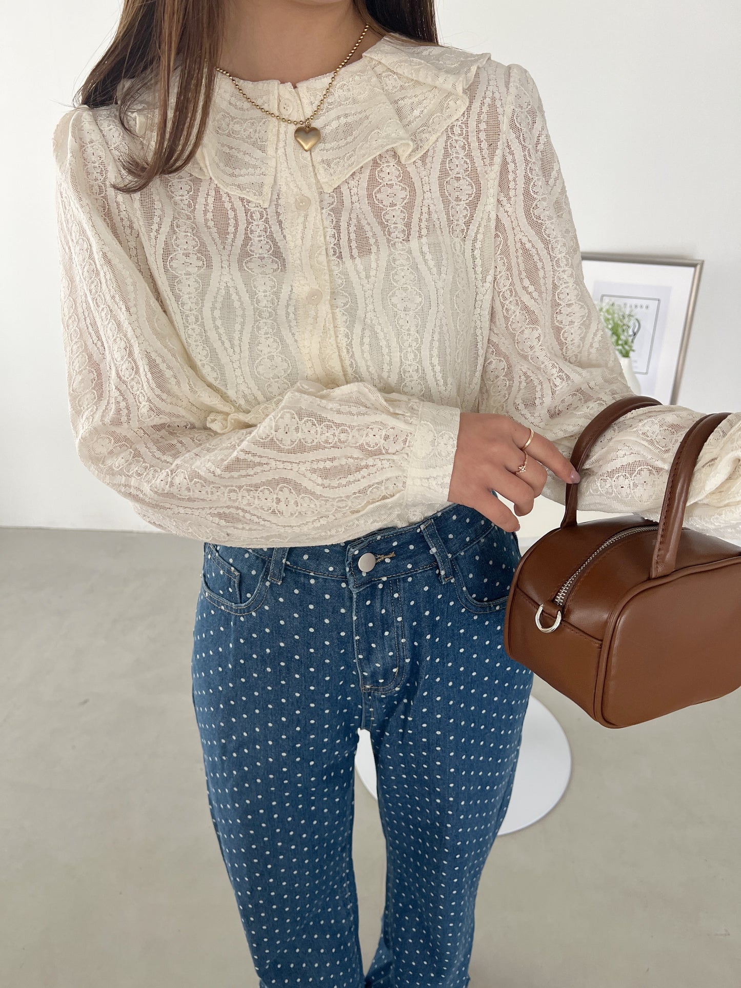 <SL2234639> vintage like frill blouse