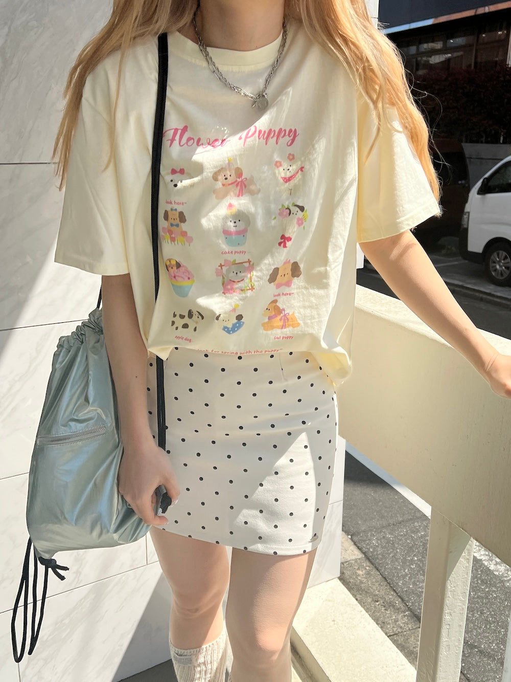 <SL2252609> Flower dog T