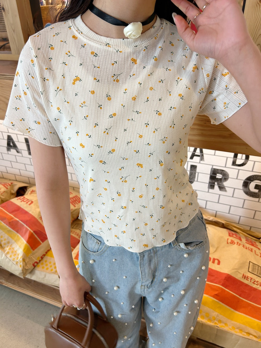 <SL2241627> flower thermal tee