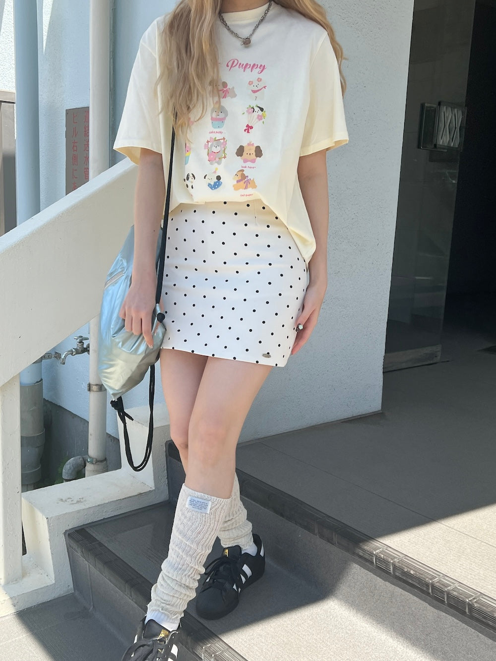 <SL2252609> Flower dog T