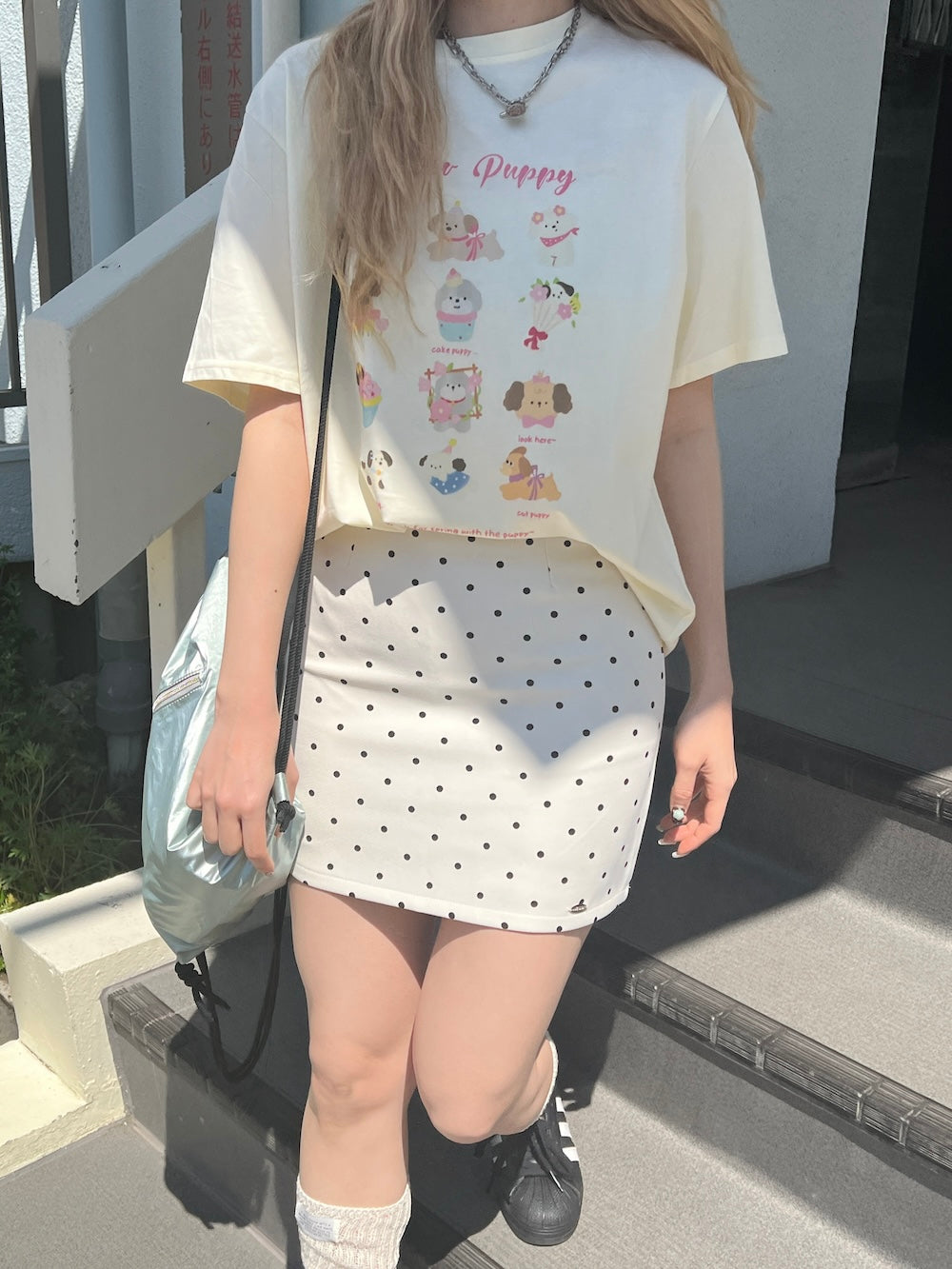 <SL2252609> Flower dog T