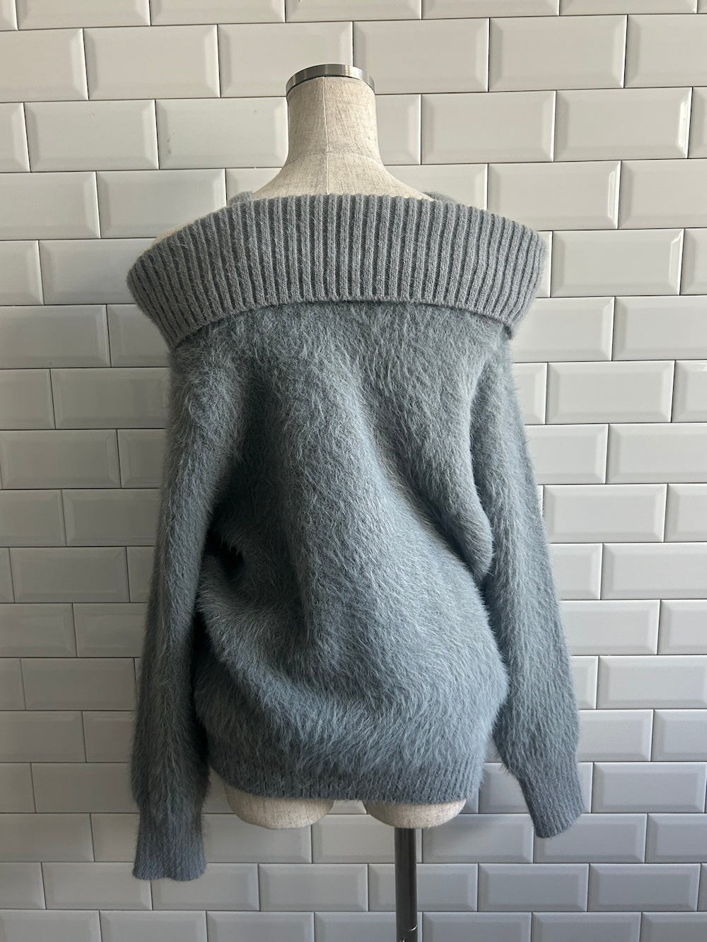 <RN2244004> オフショルニットトップス