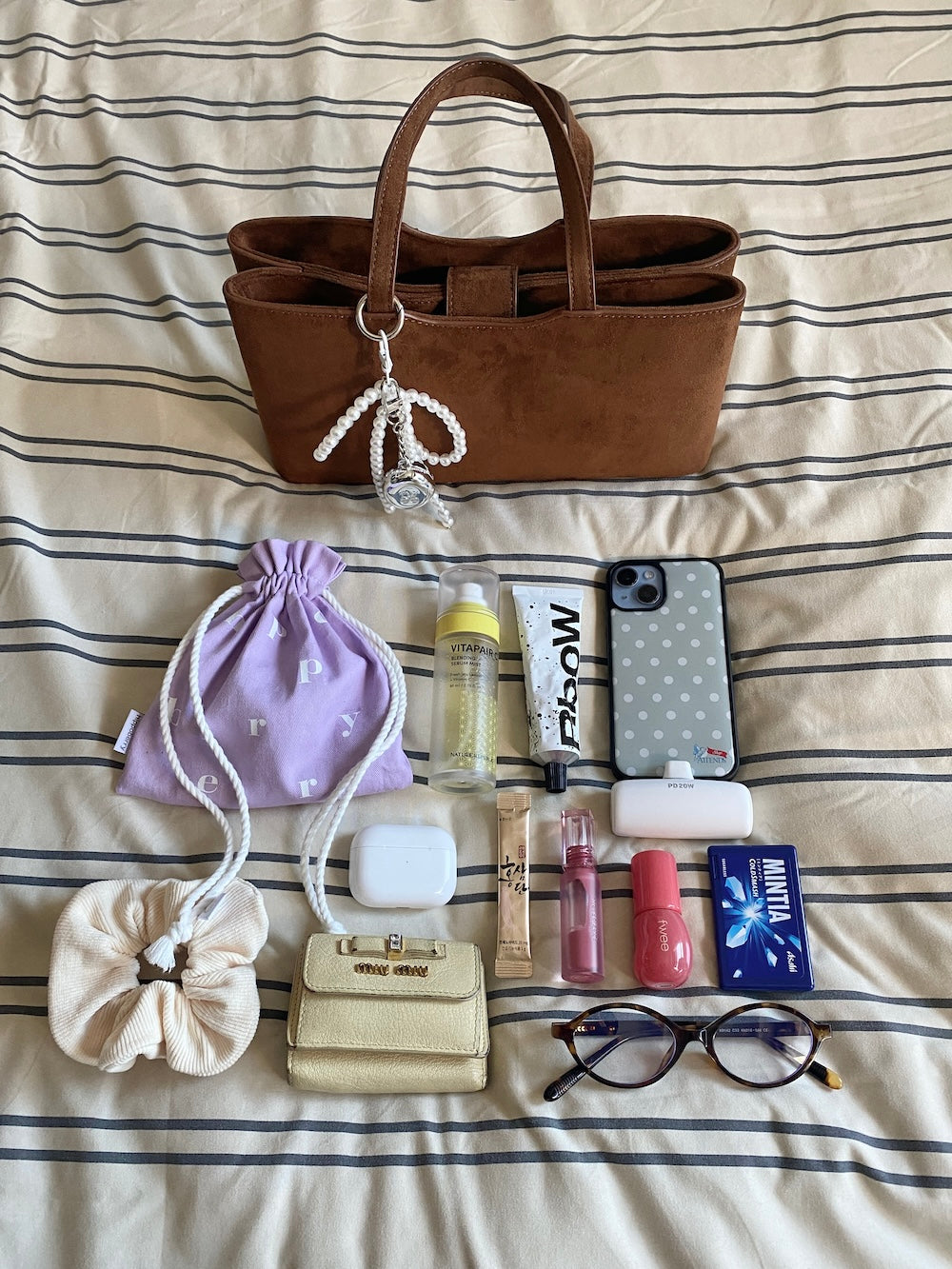 <SL1244603> スエード調セパレートハンドバッグ