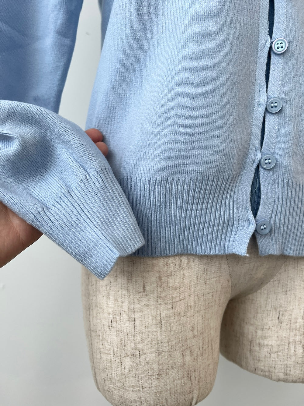 <IN2244707> ラウンドネックニットカーディガン