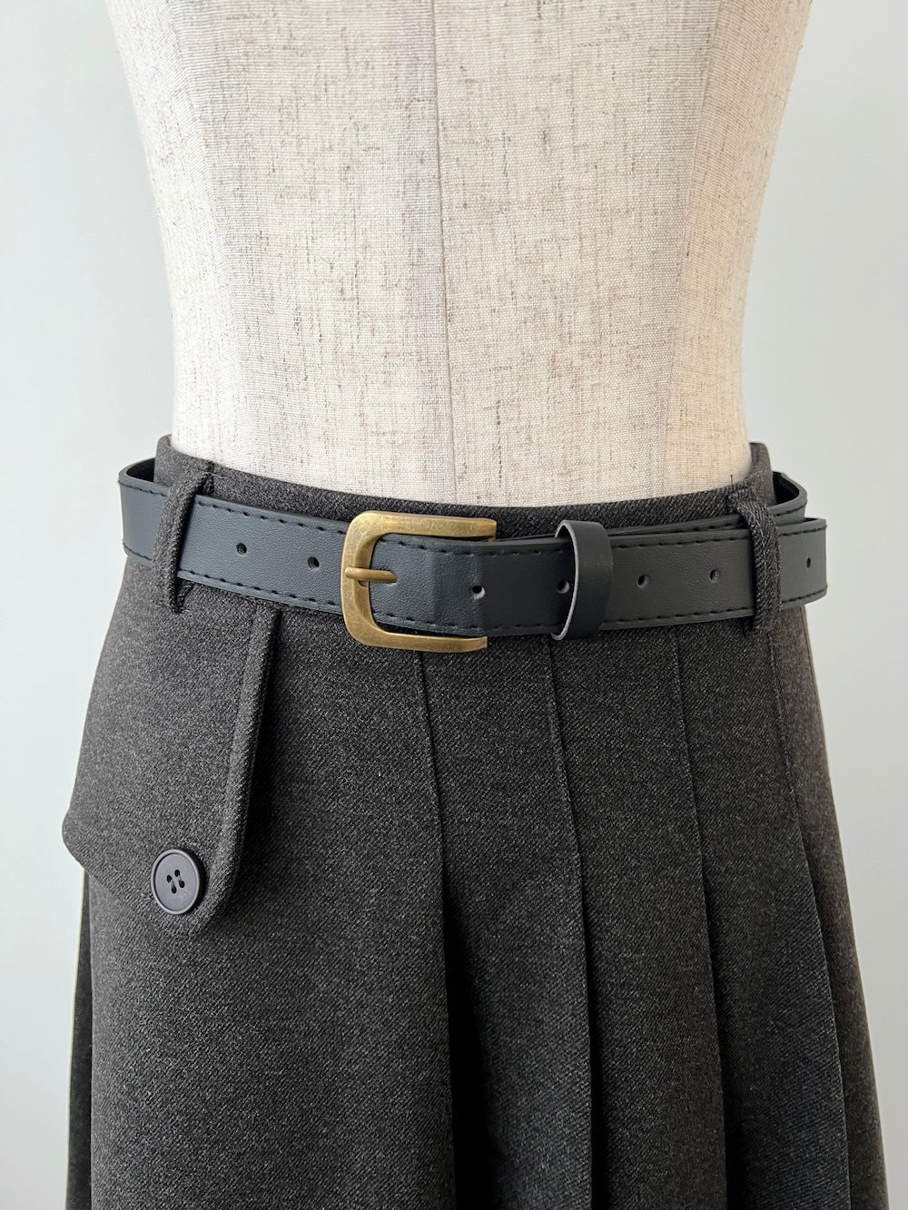 <IN2244719> サイドポケットプリーツロングスカート