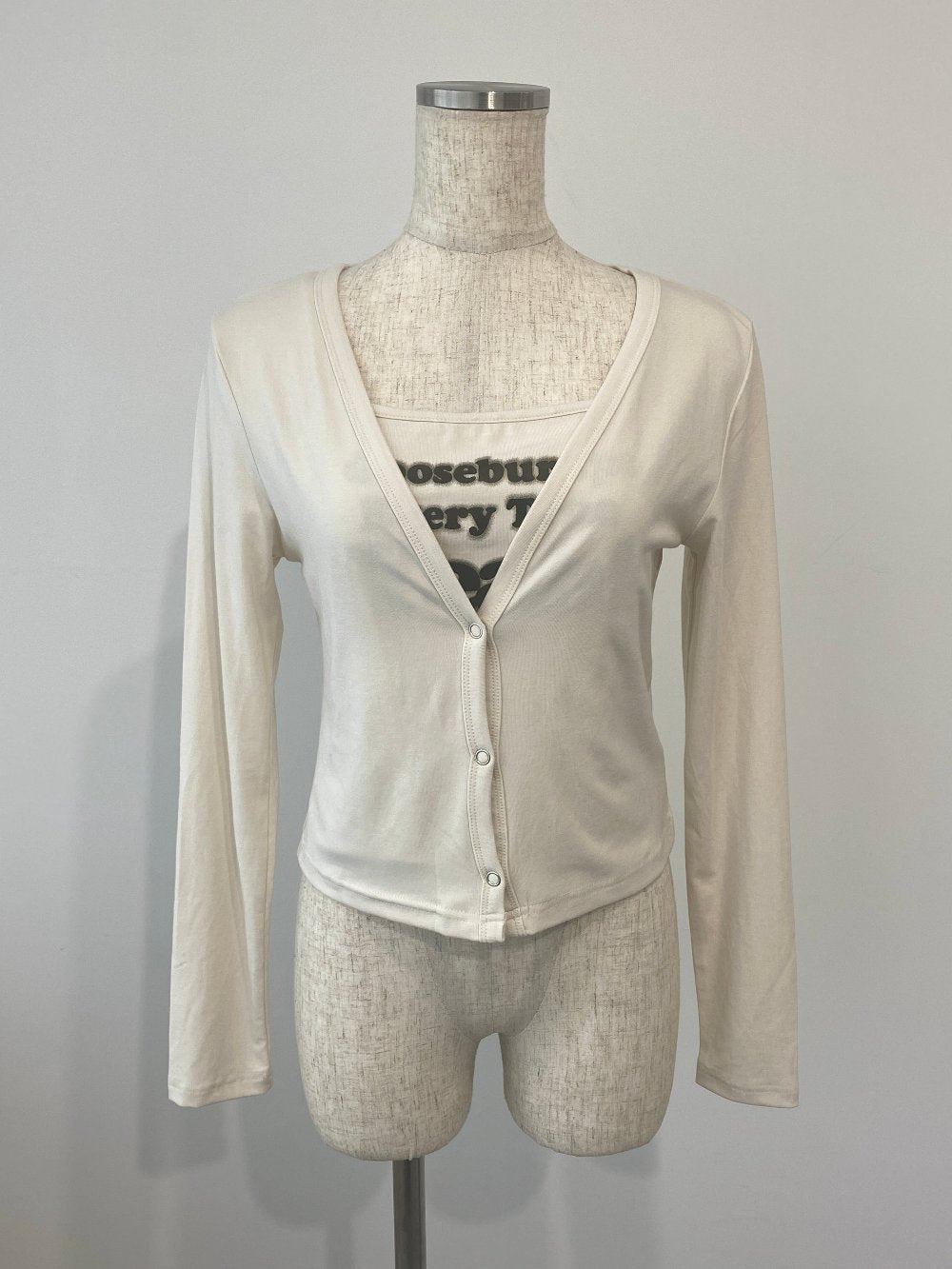 <SL2243652> vintage logo ensemble