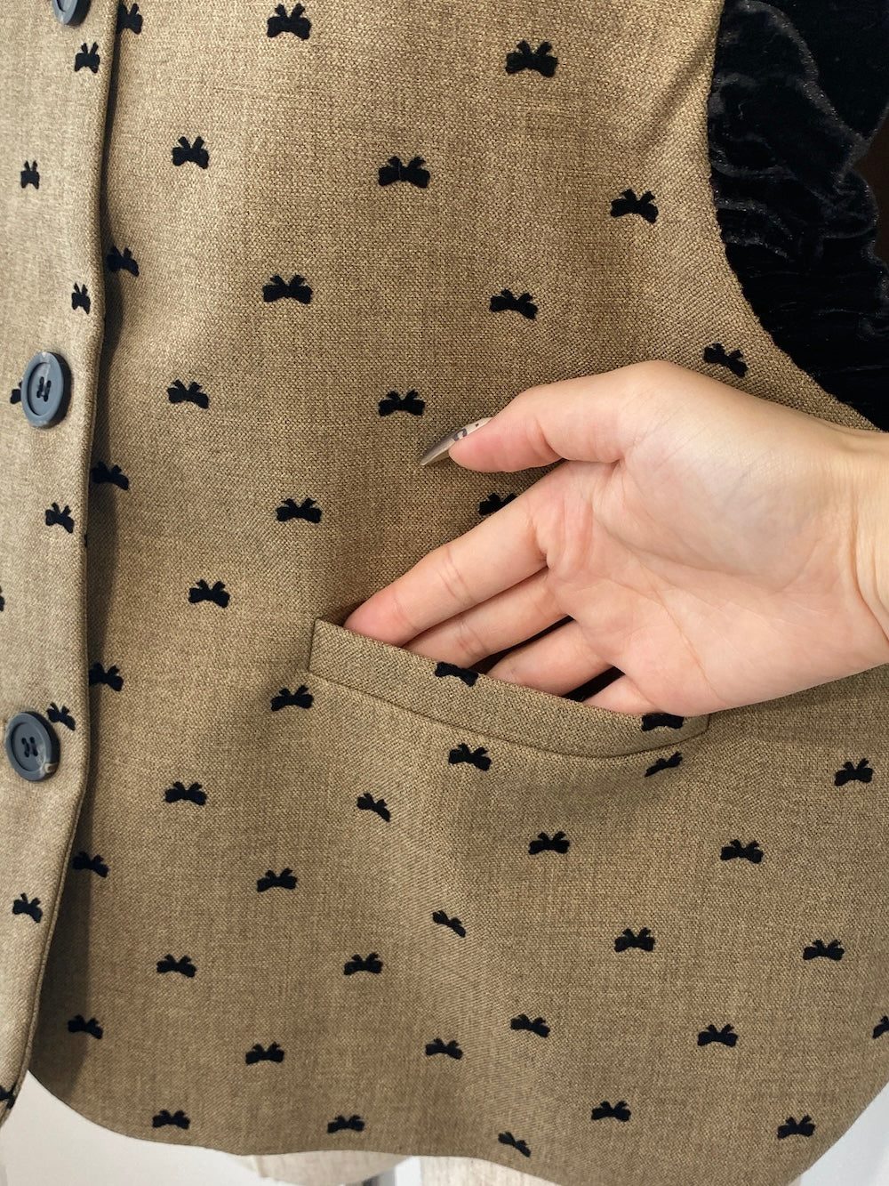 <SL2243665> ribbon dot vintage like vest