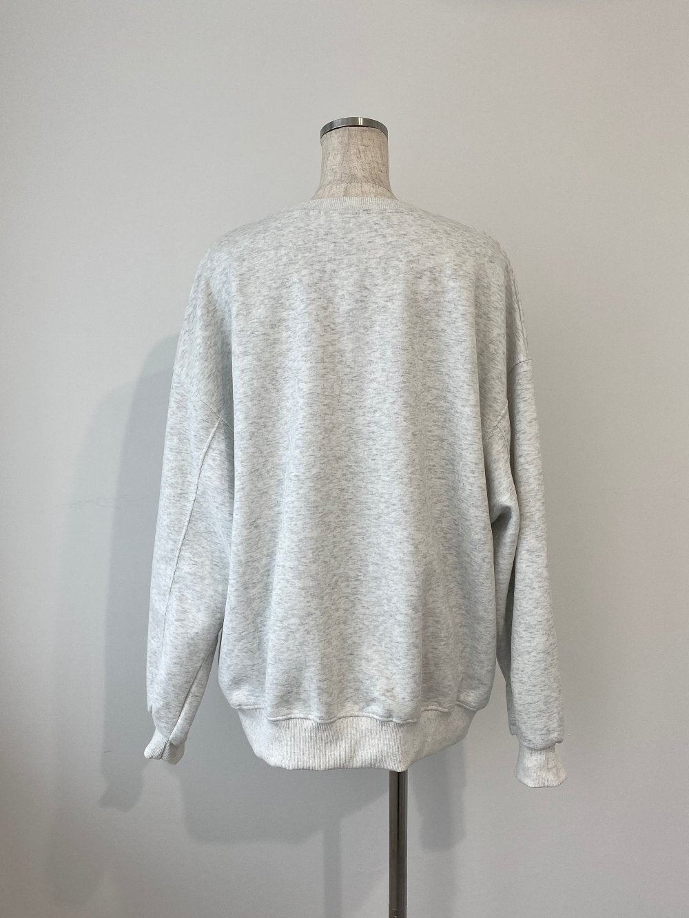 <SL2243664> ribbon vintage design sweat
