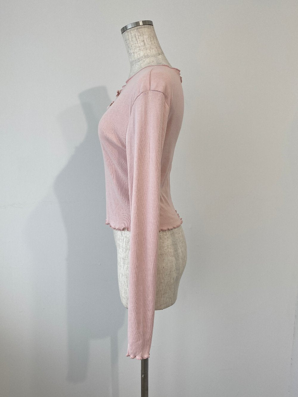 <SL2243679> 2WAYメロウフリルトップス