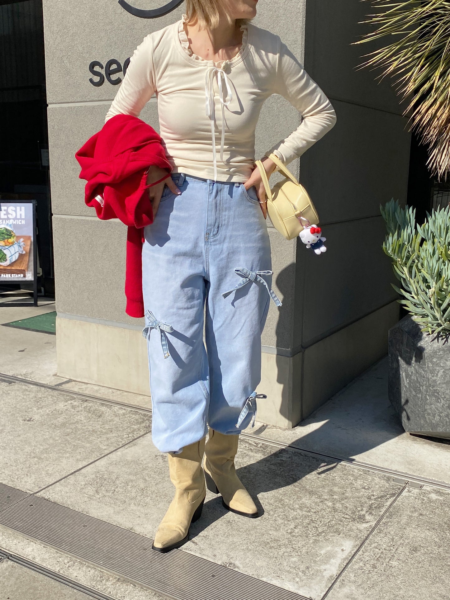 <SL2234658> ribbon point denim