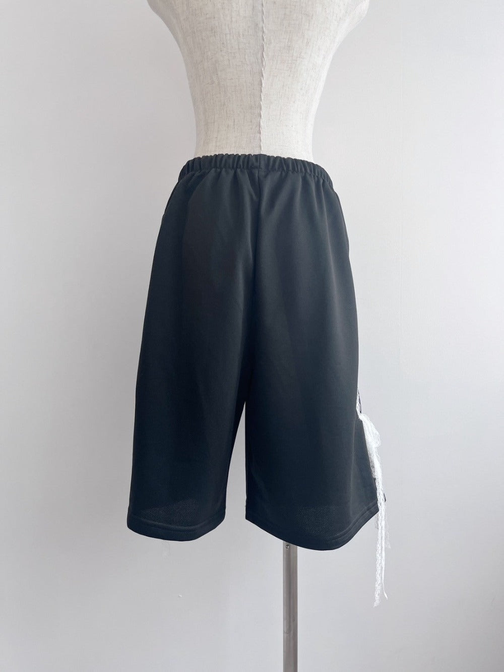 <SL2242608> サイドレースリボンハーフパンツ