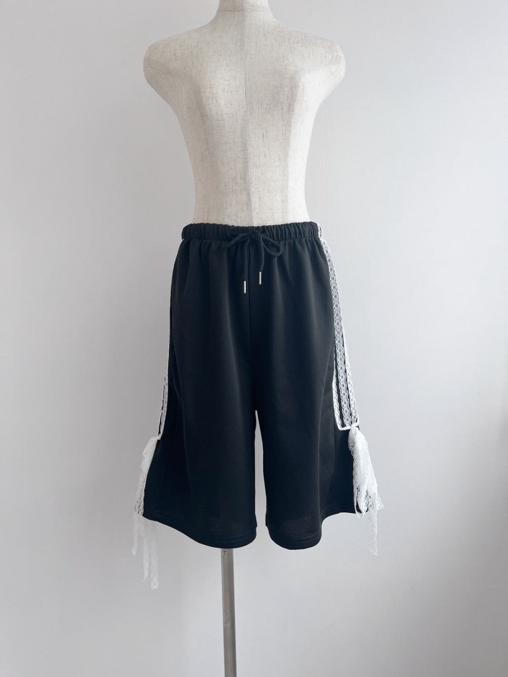 <SL2242608> サイドレースリボンハーフパンツ