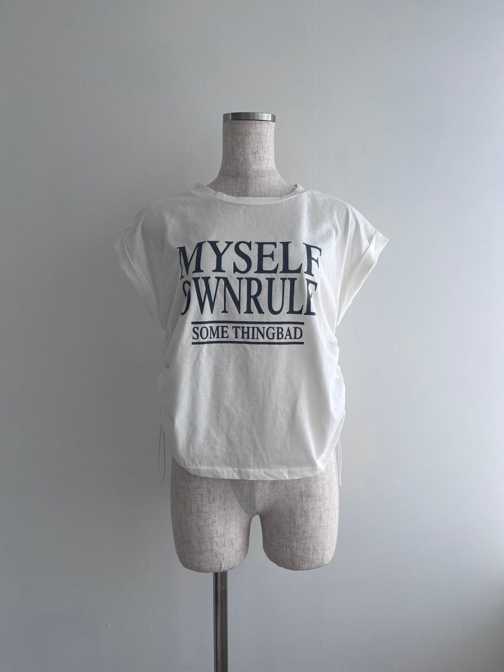 <CH2242808> サイドドロストクロップドTシャツ