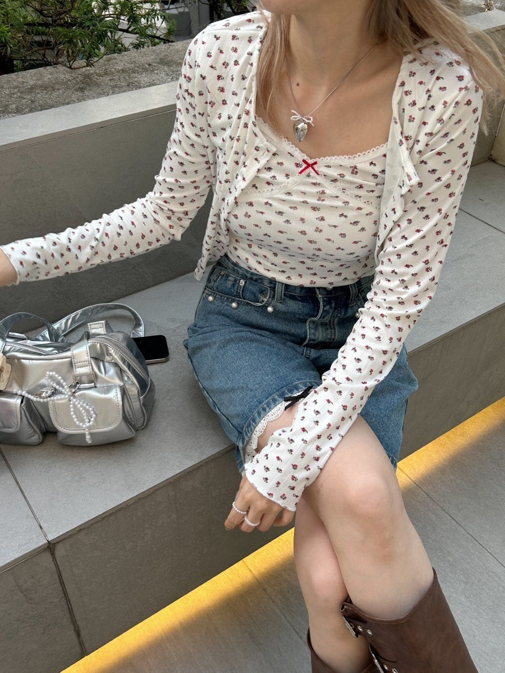 <SL2242629> lovely flower ensemble