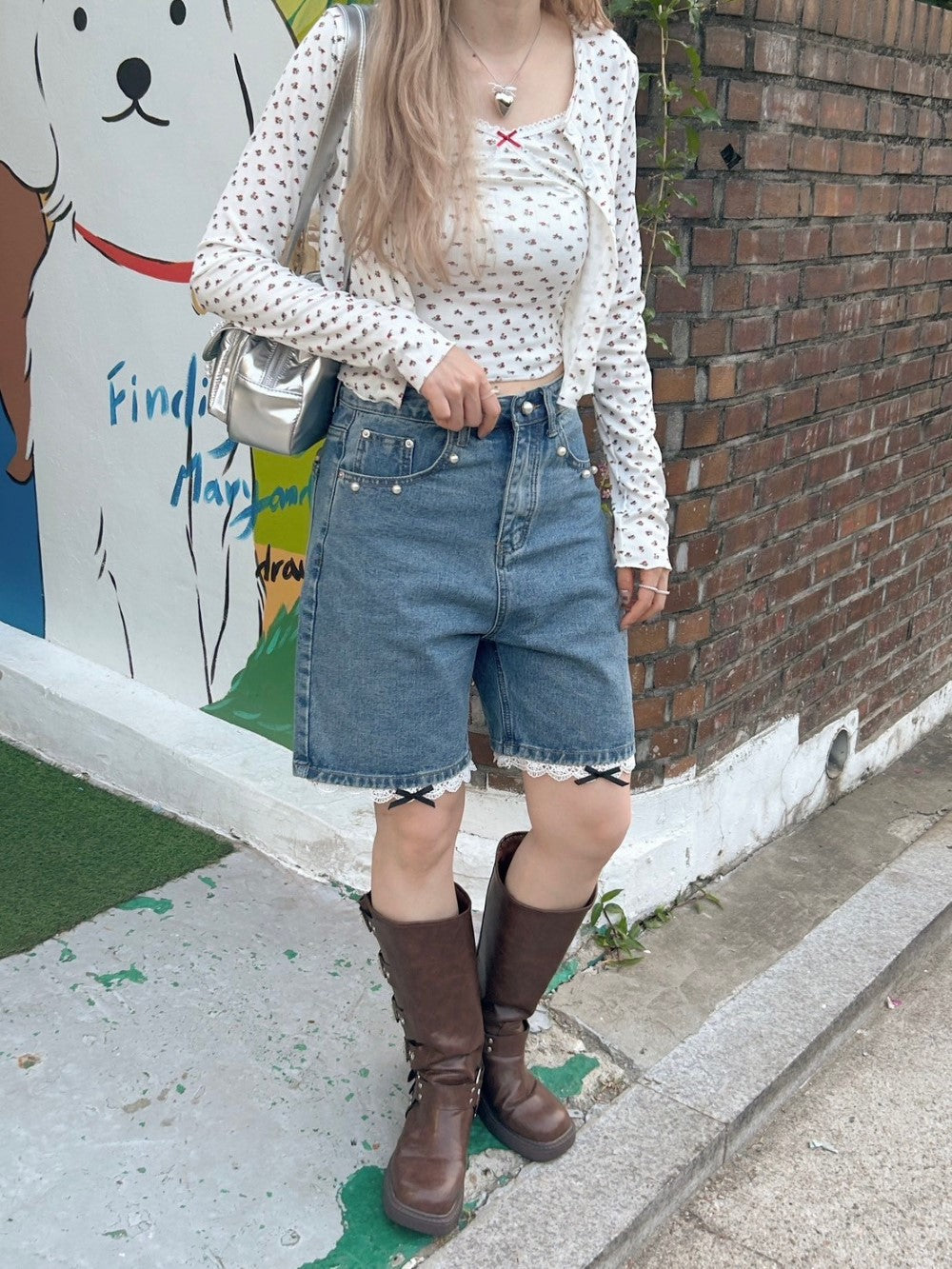 <SL2242629> lovely flower ensemble