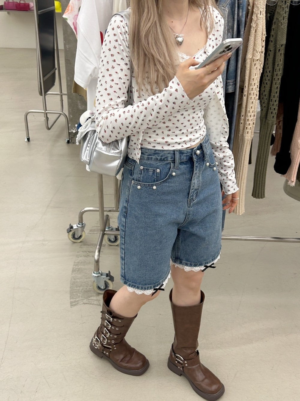 <SL2242629> lovely flower ensemble