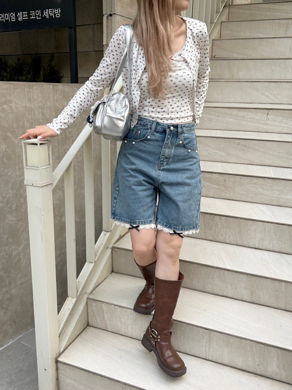 <SL2242629> lovely flower ensemble