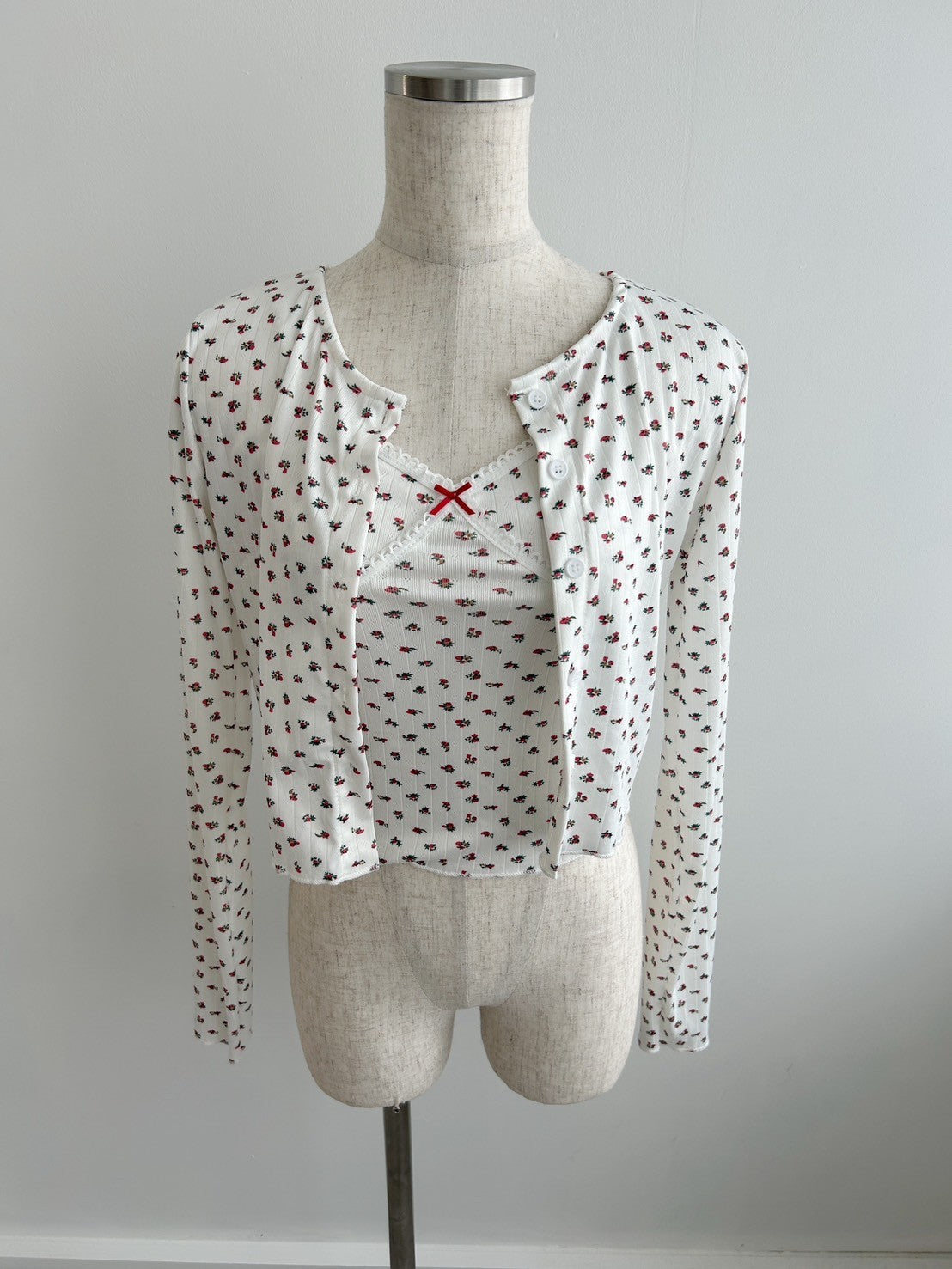 <SL2242629> lovely flower ensemble