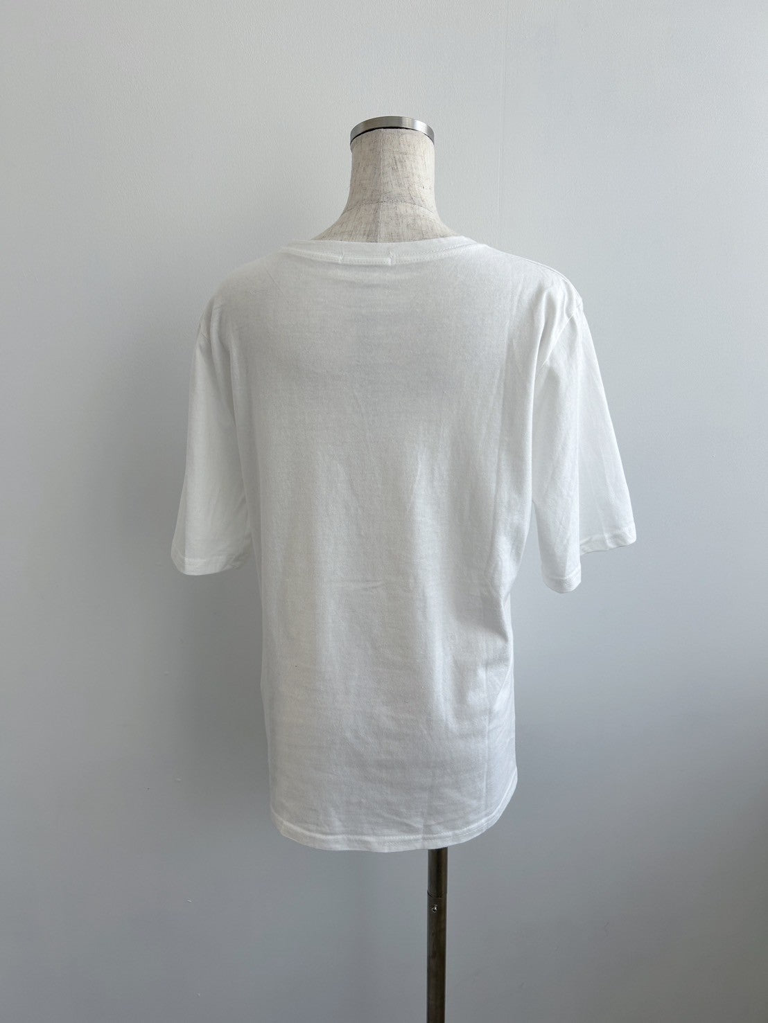 <CH2242807> CHILD HOOD Tシャツ