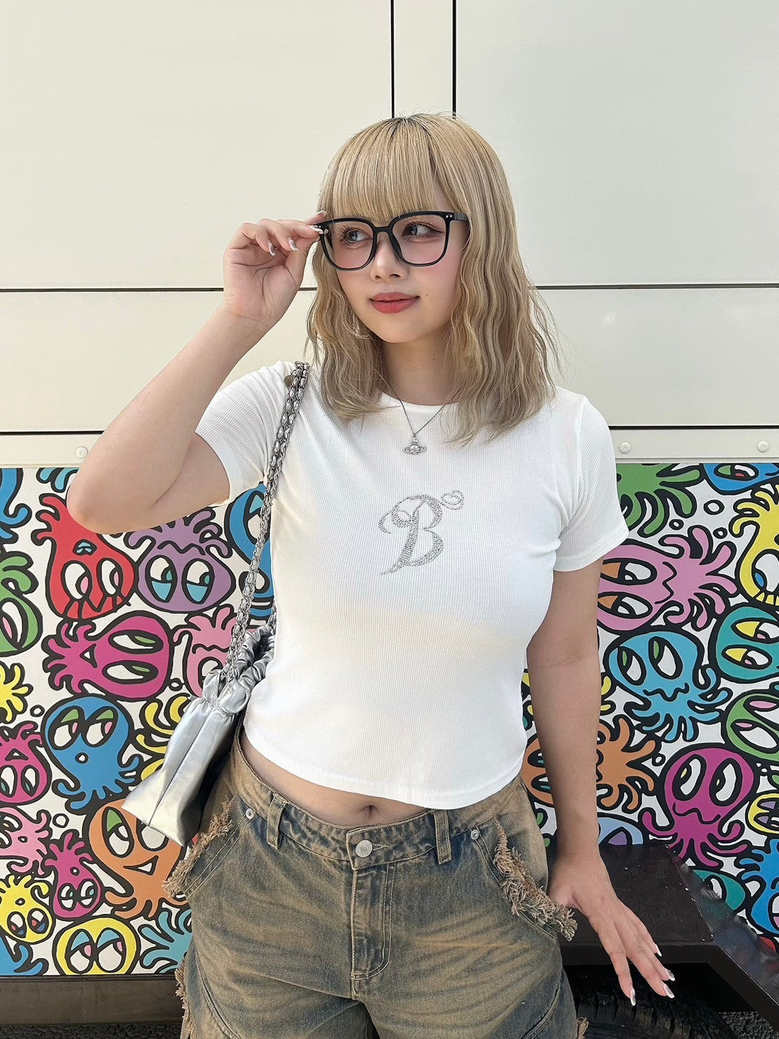 <GR2242533> バッグウィングデザインTシャツ