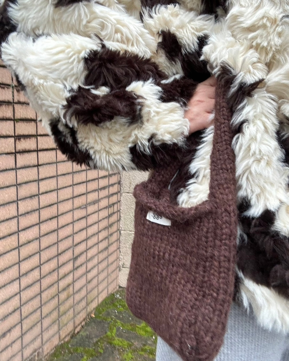 <LI1244101> ニットミニバッグ