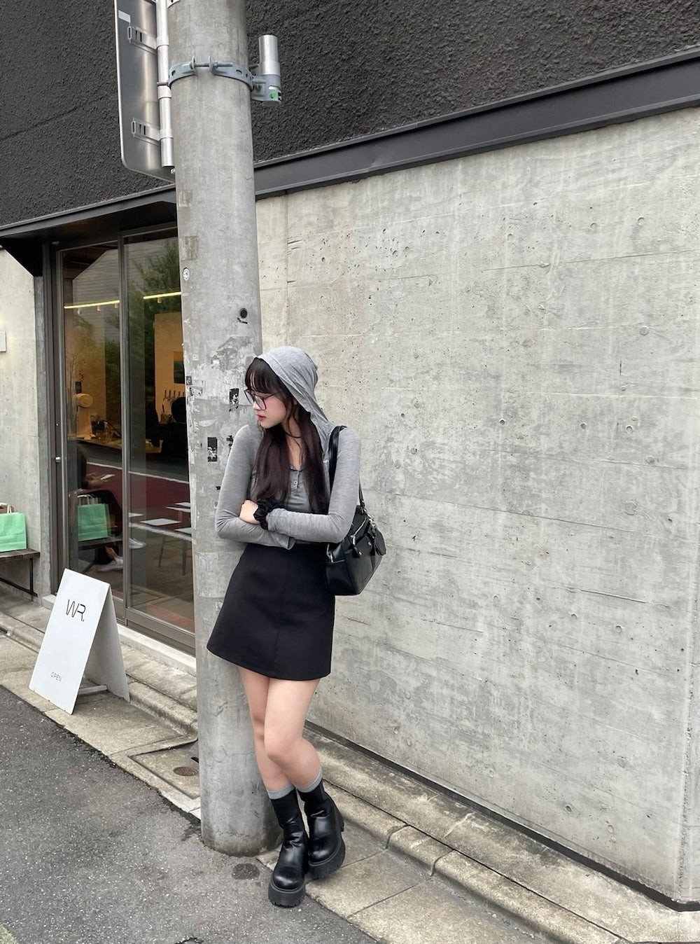 <QU2243202> バックロゴフーディーカーディガン