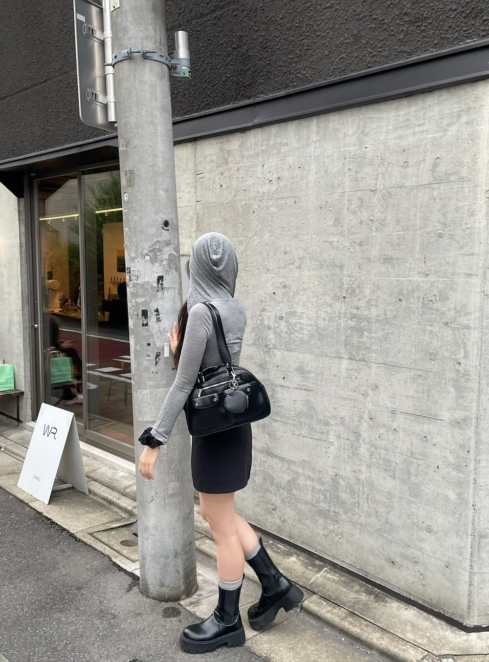 <QU2243202> バックロゴフーディーカーディガン
