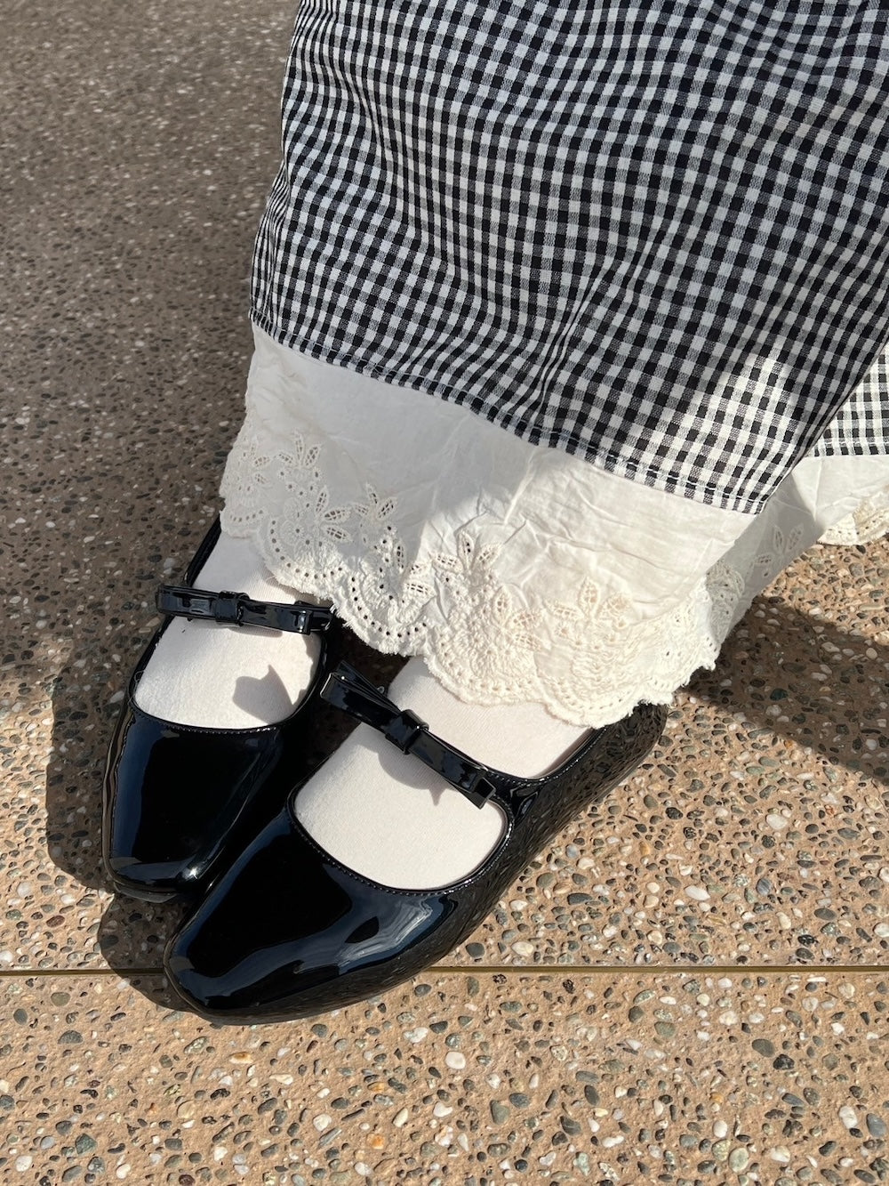 <RN3251001> ストラップエナメルシューズ
