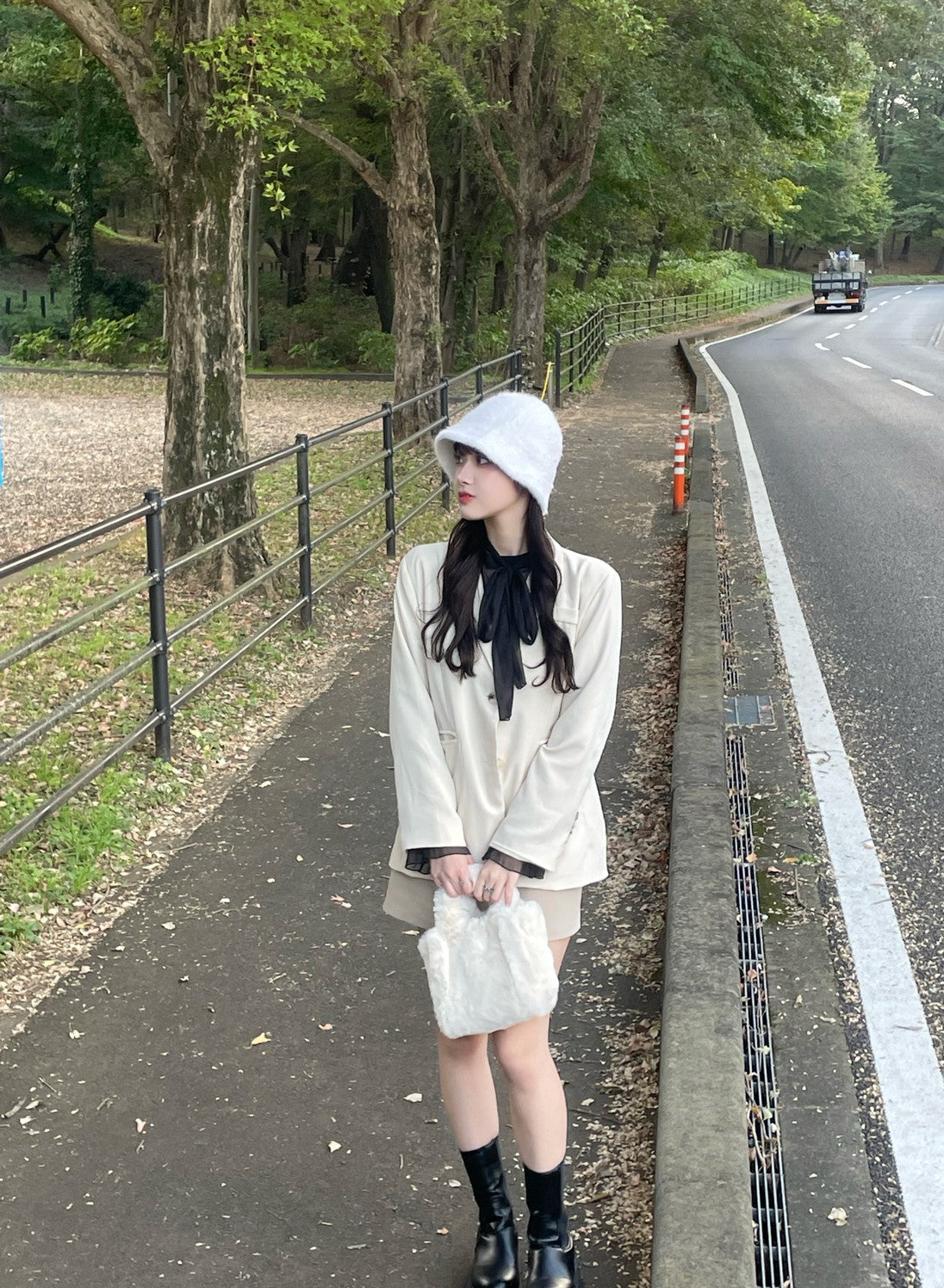 ※残りわずか!<QU1233202> モコモコ2wayバッグ