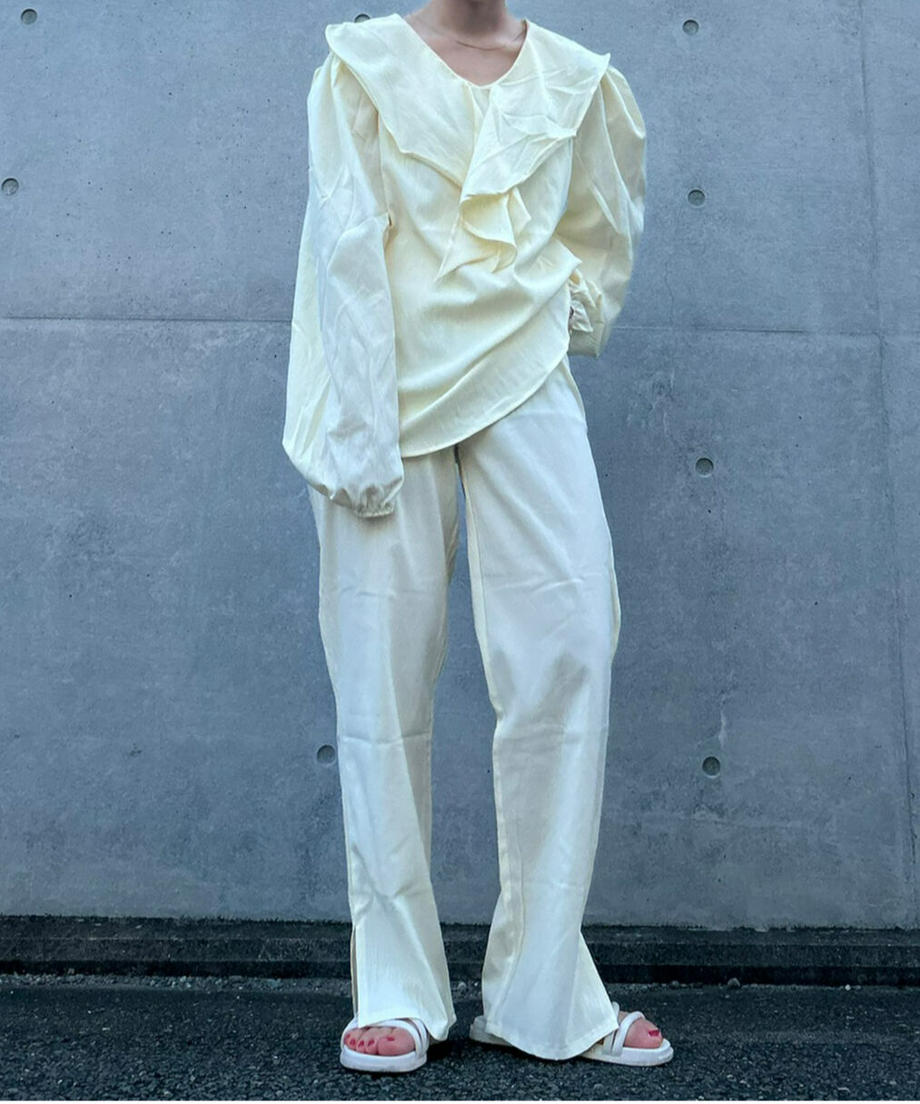 <IT2232418> ビッグカラーフリルセットアップ