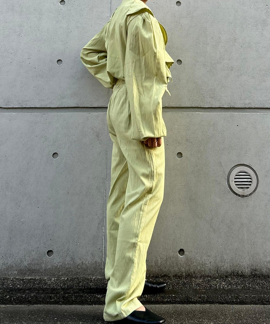 <IT2232418> ビッグカラーフリルセットアップ