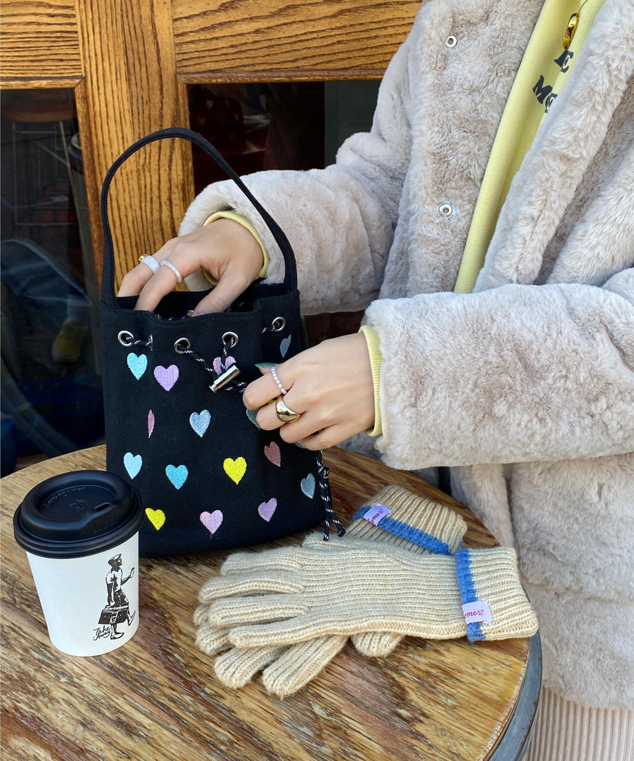 <SL1223701> 2WAYハート刺繍巾着バッグ