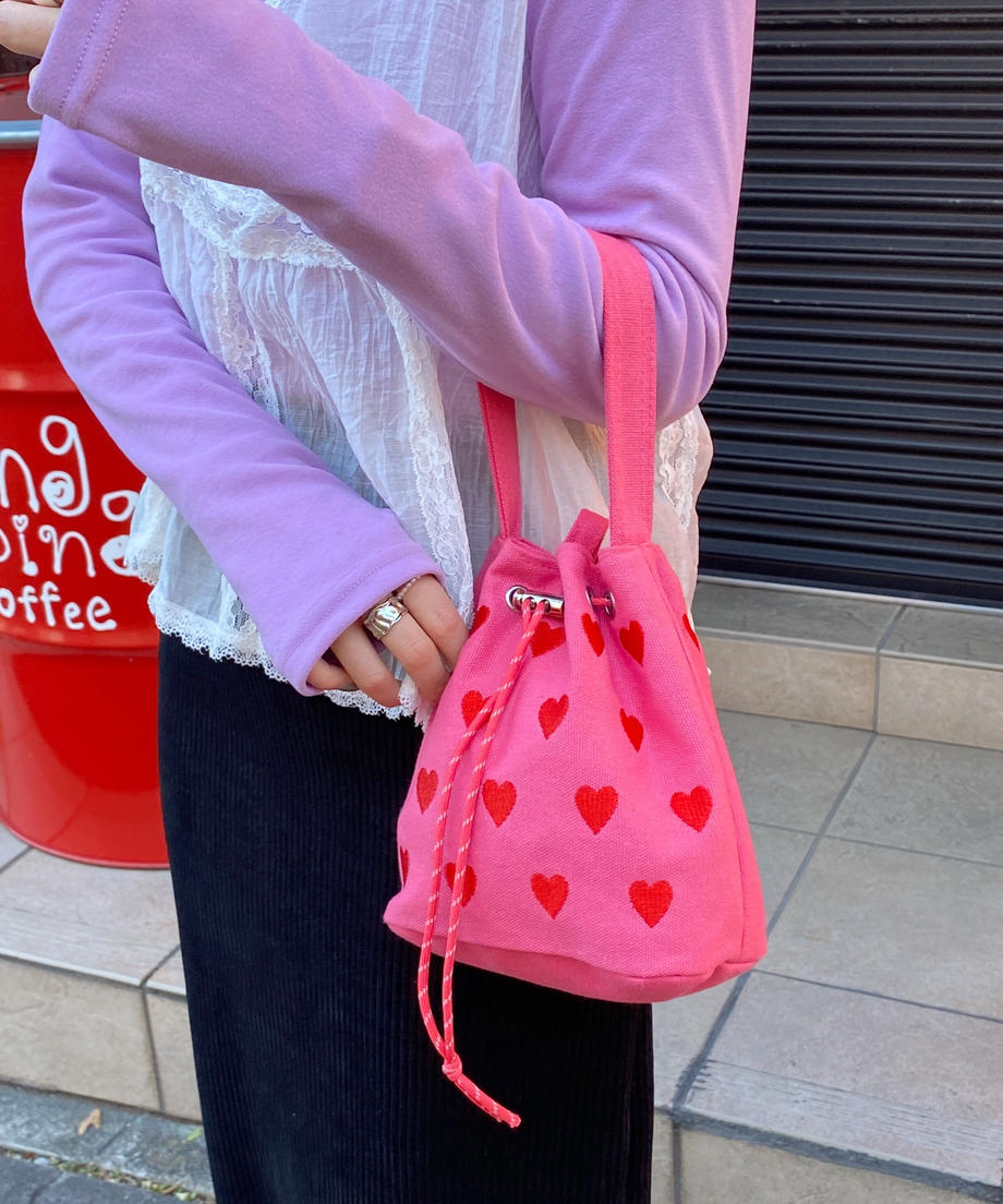 <SL1223701> 2WAYハート刺繍巾着バッグ