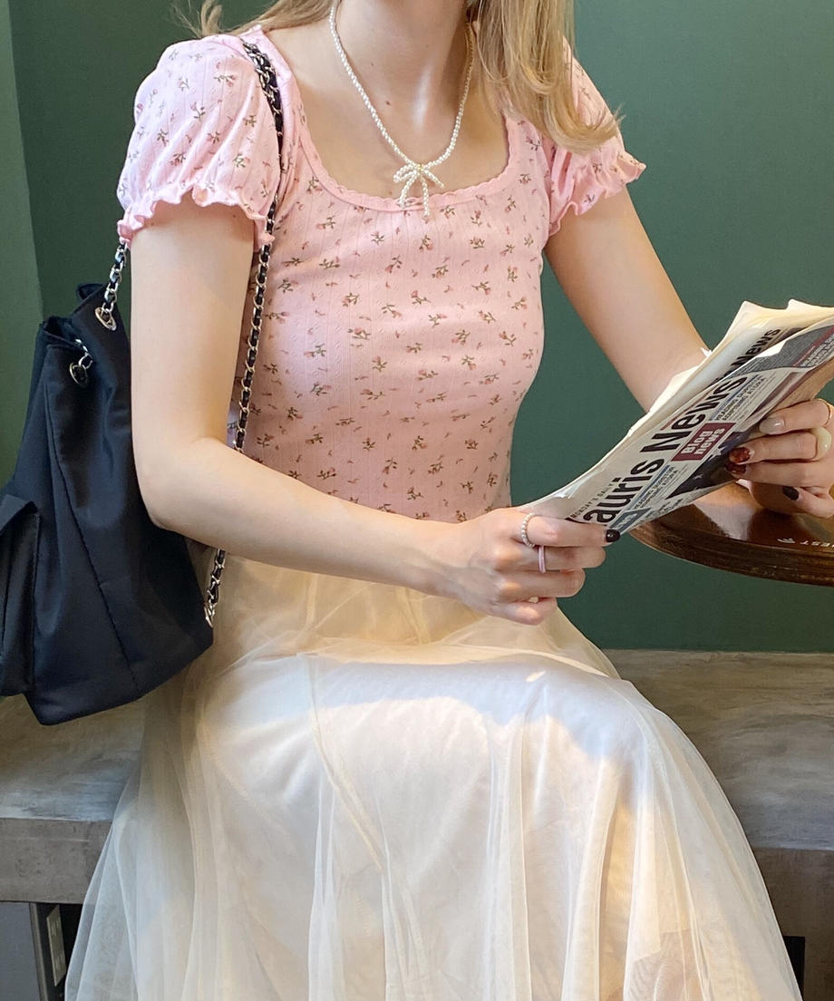 <SL2222721> 小花柄パフスリーブTOPS
