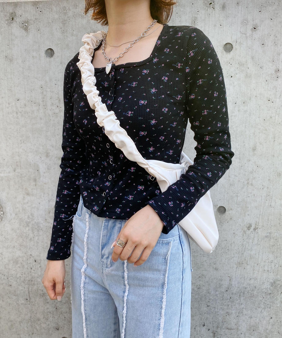 <SL2223719> レトロフラワーワッフルTOPS