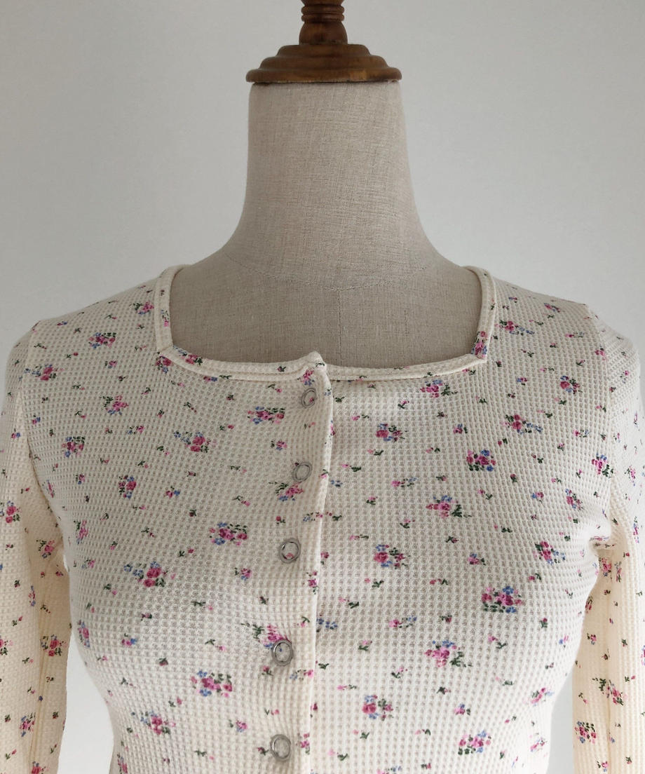 <SL2223719> レトロフラワーワッフルTOPS