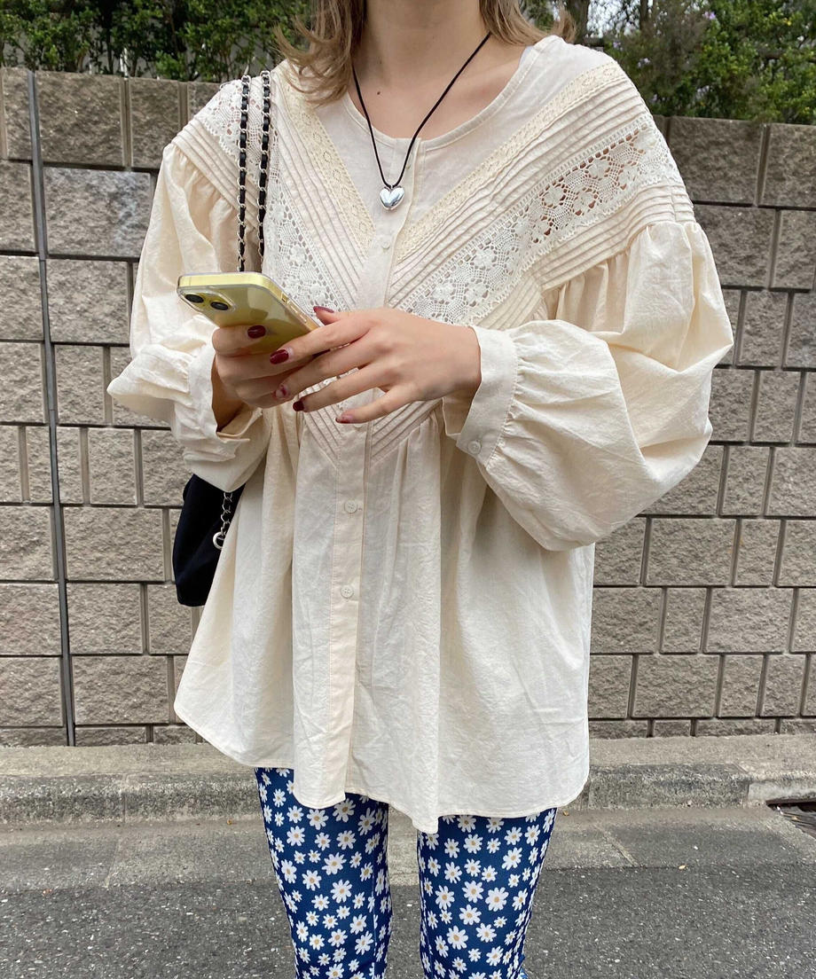 <SL2231664> cotton lace volume blouse