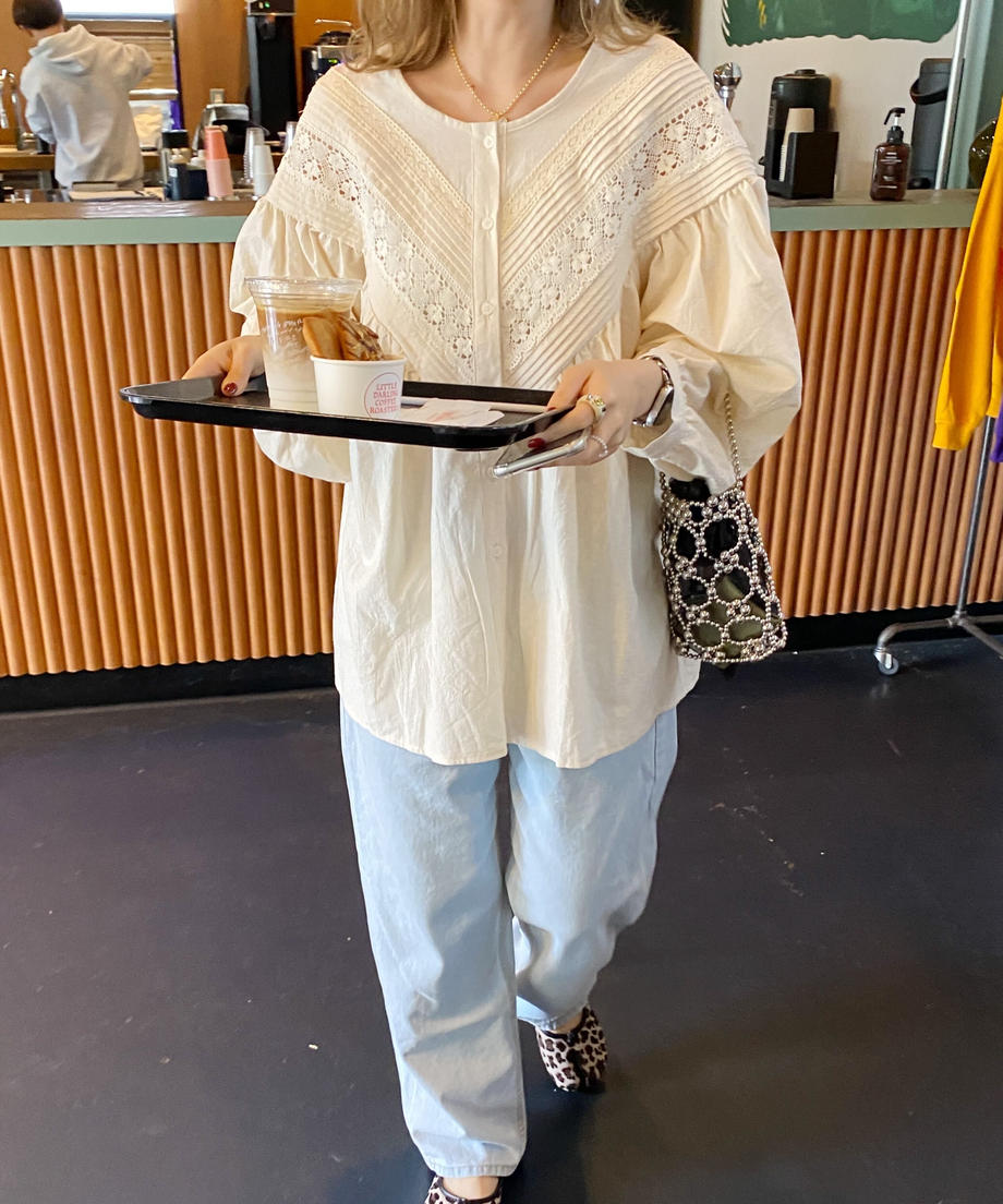 <SL2231664> cotton lace volume blouse