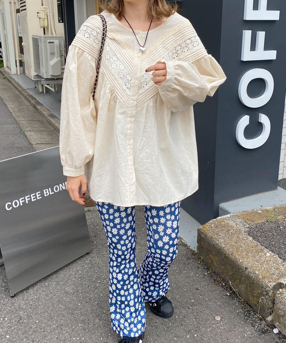 <SL2231664> cotton lace volume blouse