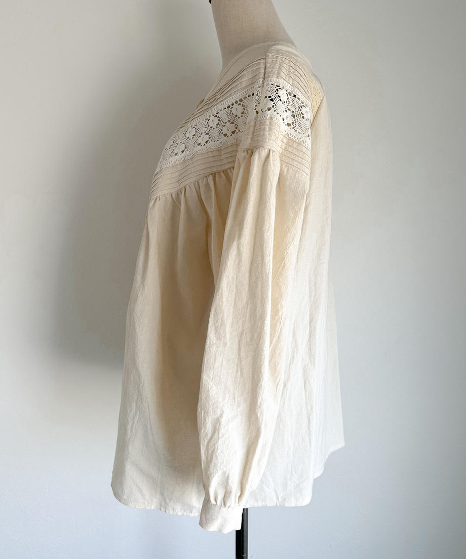 <SL2231664> cotton lace volume blouse