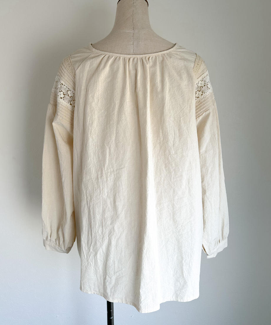 <SL2231664> cotton lace volume blouse