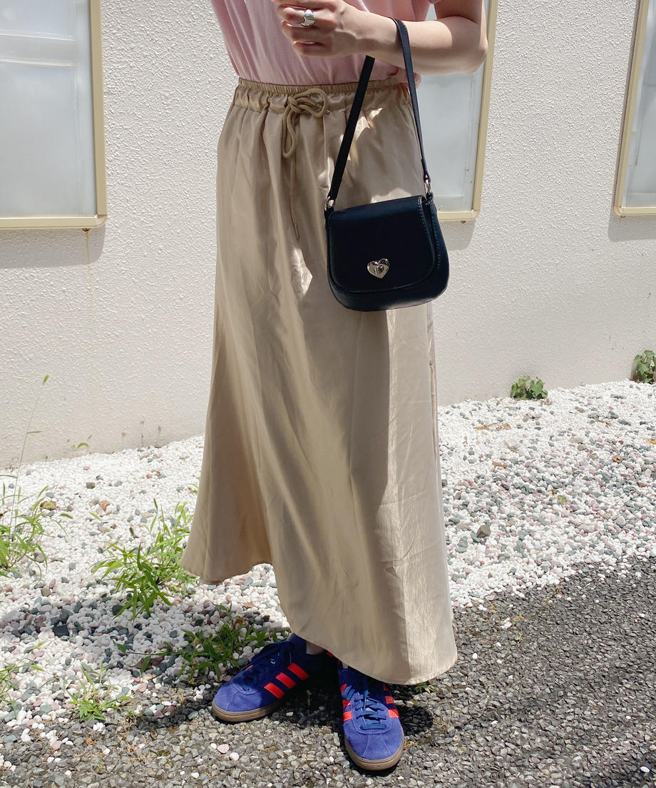 <SL2232728> サテンフレアロングスカート