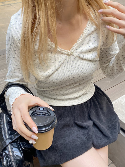 ＜SL2251663＞　レースVネックフラワートップス